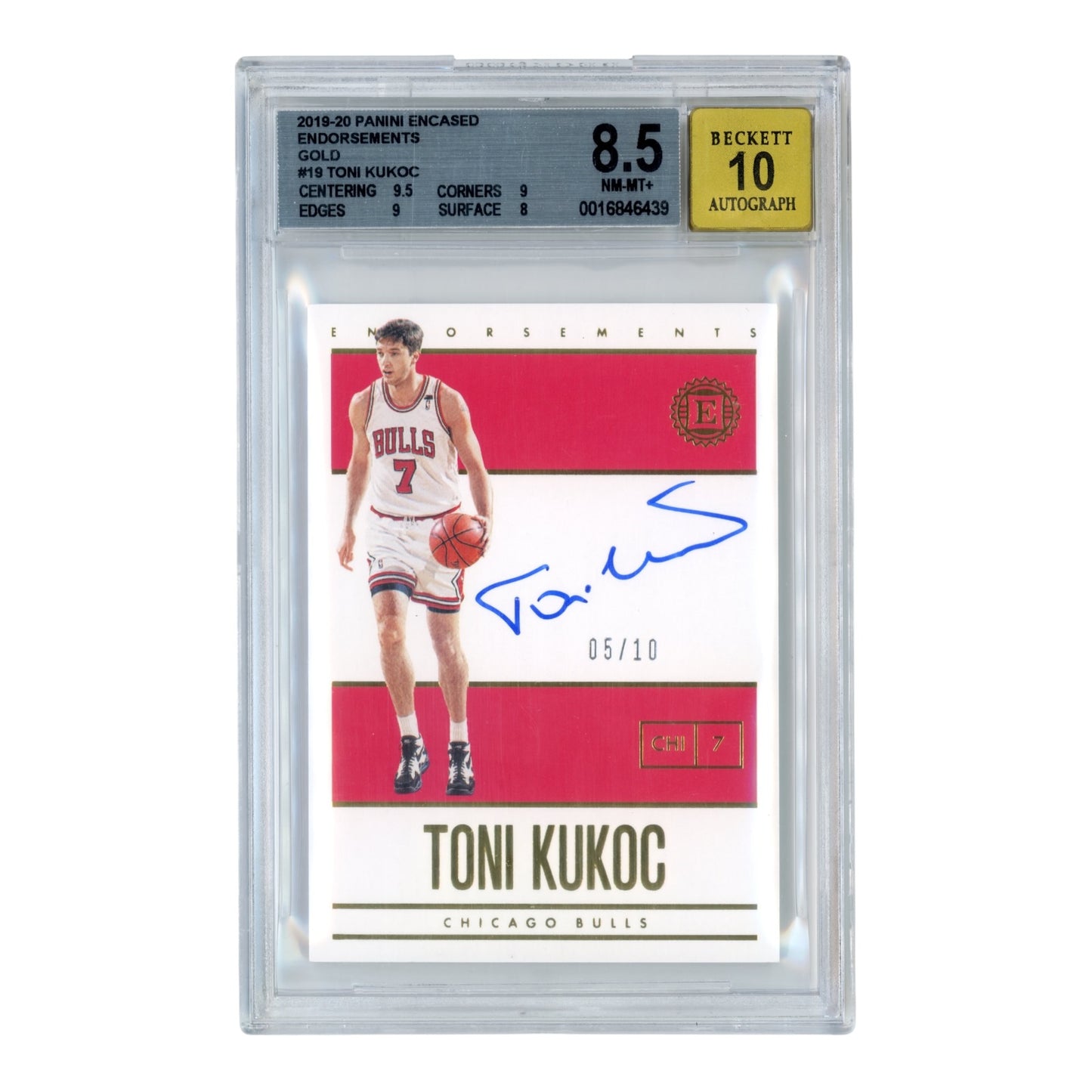 Toni Kukoc 2019-20 Panini Encased Endorsements Auto Gold 05/10 #19 BGS 8.5 Auto 10