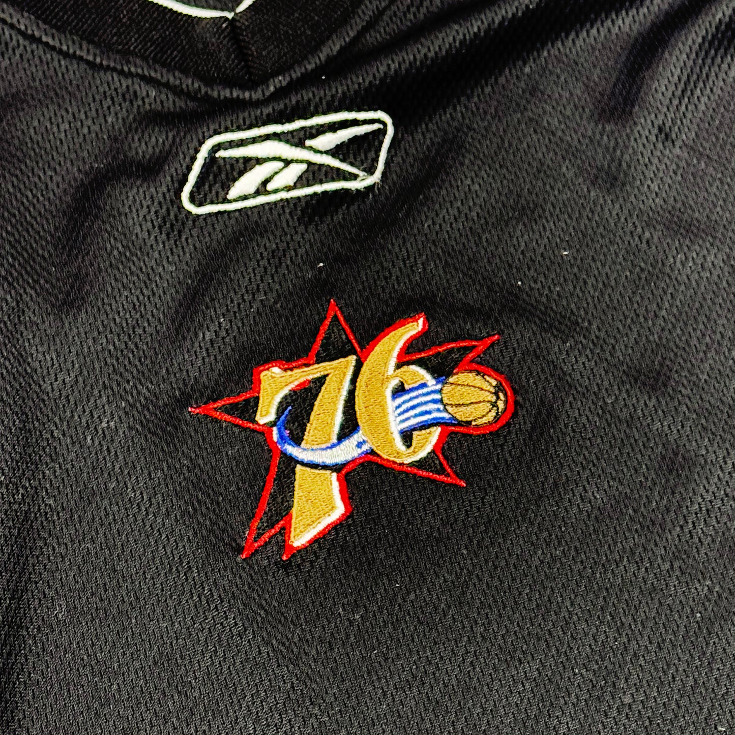 2003-04 Philadelphia 76ers' #3 Allen Iverson black short sleeve shooting shirt