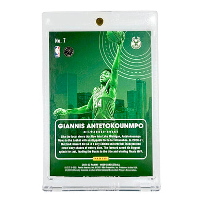 Giannis Antetokounmpo 2021-22 Panini NBA Hoops City Edition 10/10 #7