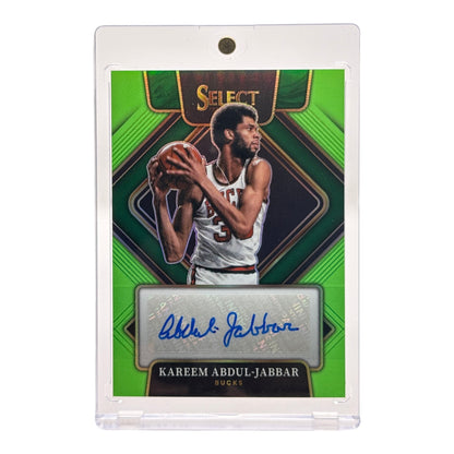 Kareem Abdul-Jabbar 2021-22 Panini Select Auto 34/99 #SG-KAJ